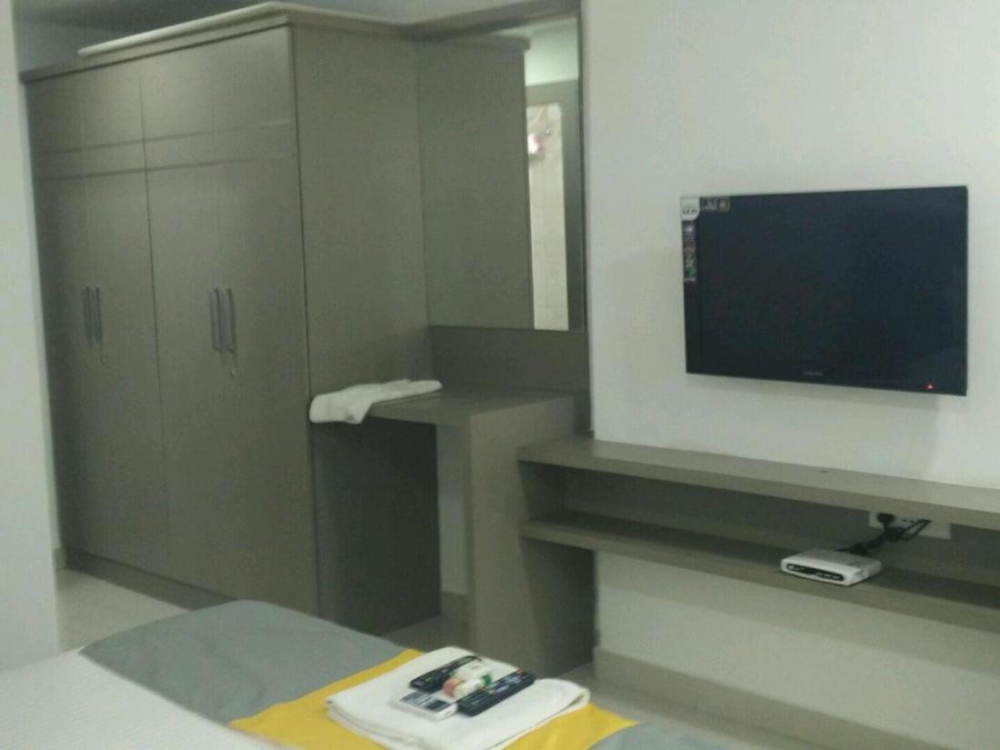 La Riviera Suites Madhapur Χιντεραμπάντ Εξωτερικό φωτογραφία