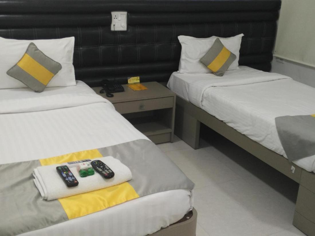 La Riviera Suites Madhapur Χιντεραμπάντ Εξωτερικό φωτογραφία